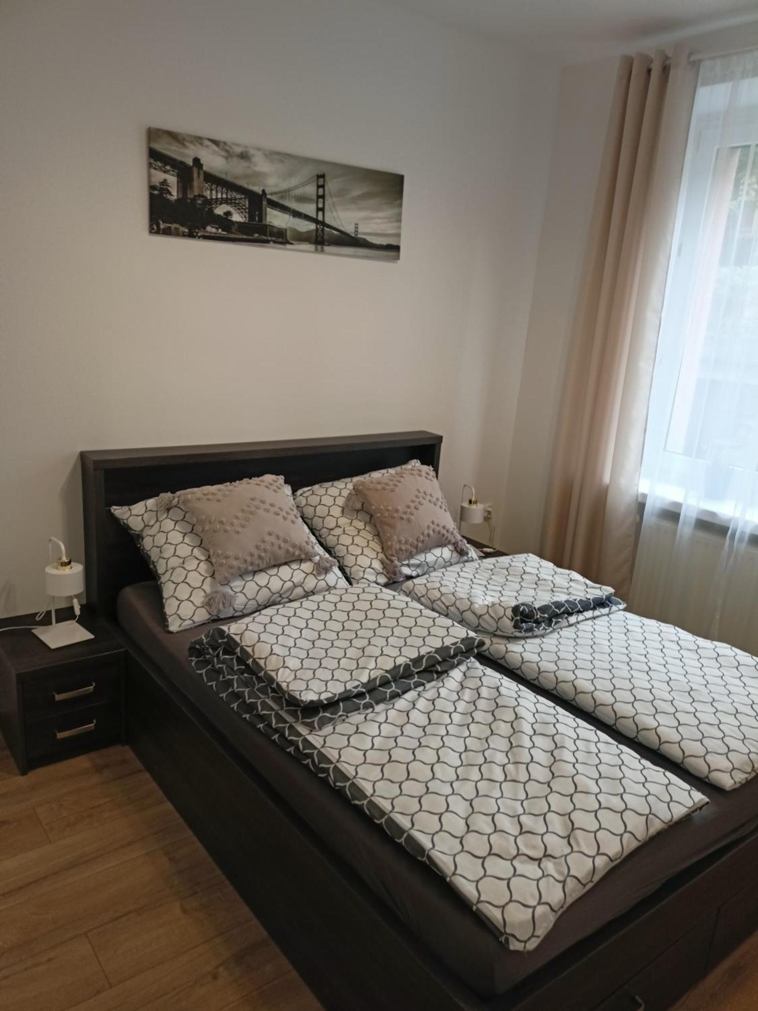 Apartament Slowackiego 41 Jelenia Gora Bagian luar foto